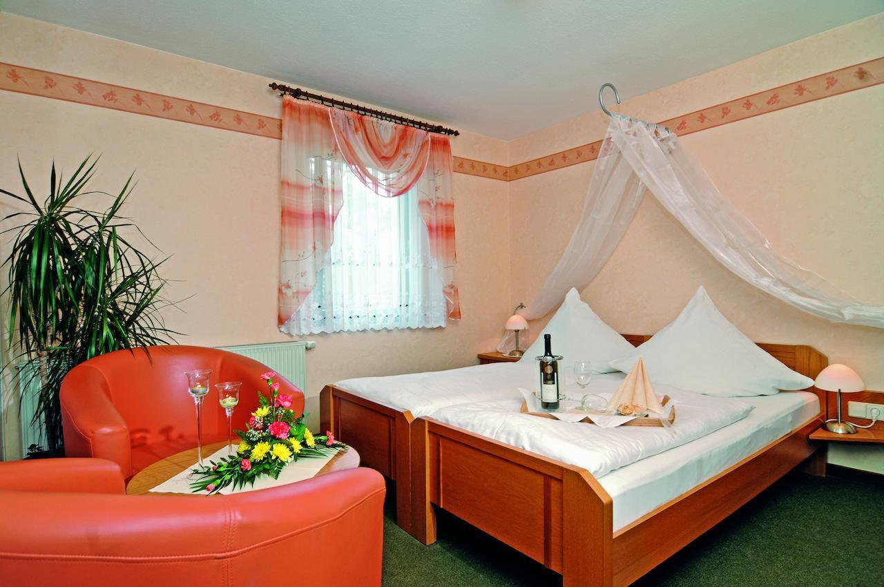 Hotel Heidehof Konigswartha الغرفة الصورة